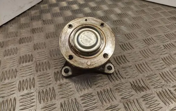 Citroen C4 III e-C4 Rear wheel hub 9822539980