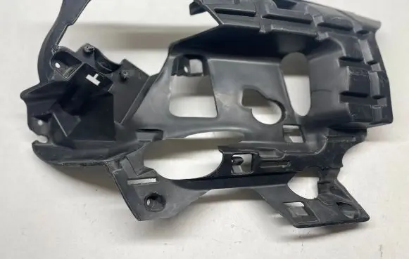 Volvo S60 Front bumper mounting bracket 31364357