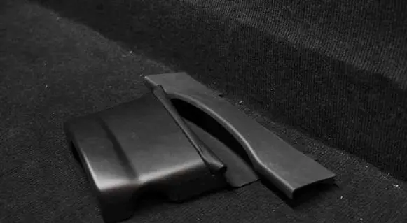 Volkswagen Caddy Steering wheel column trim 2K0858560