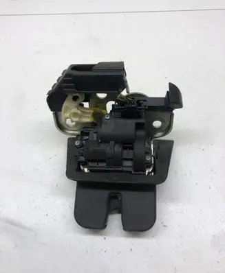 Audi A4 S4 B8 8K Tailgate/trunk/boot lock/catch/latch