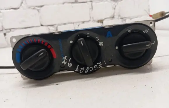 Ford Escort Climate control unit 95AW18K309AA D1H7A