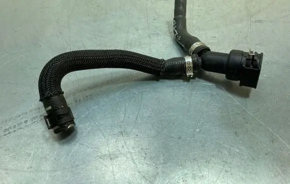 Opel Grandland X Electric car engine cooling hoses/pipes 
