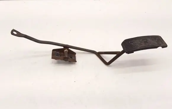 Ford Maverick Accelerator throttle pedal