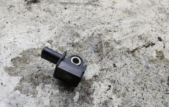Volkswagen Golf Sportsvan Airbag deployment crash/impact sensor 5Q0959651 17799