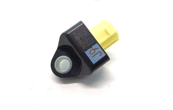 Lexus RX 450H Airbag deployment crash/impact sensor 89831-47050