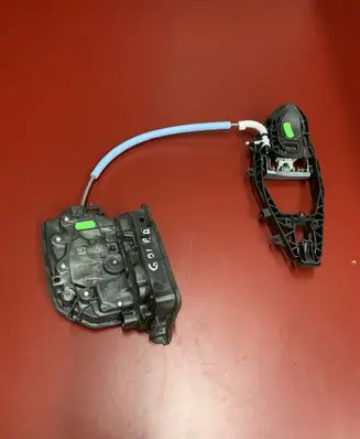 BMW X3 G01 Front door lock 51219492094 9492094