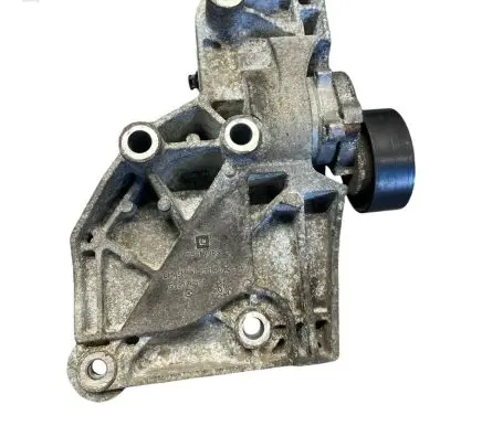 Opel Insignia A A/C compressor mount bracket 55562863 532274354 DS19C03F