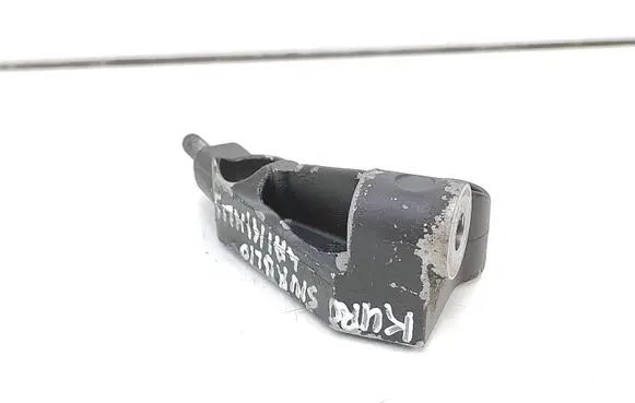 Nissan Qashqai Fuel pump bracket 3148