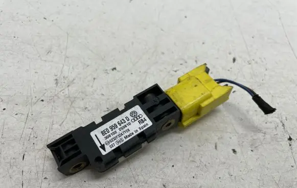 Porsche Cayenne (9PA) Airbag deployment crash/impact sensor 8E0959643D