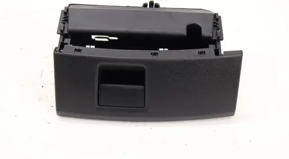 Audi A3 S3 8V Other center console (tunnel) element 8V0881578