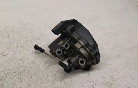 Audi TT TTS Mk2 Air flap motor/actuator 06F133482B