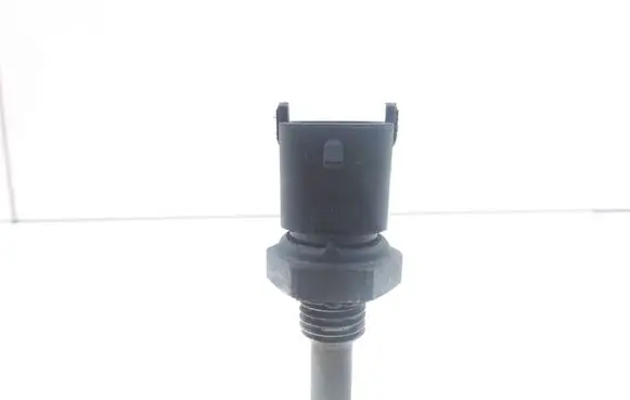 Coolant temperature sensor