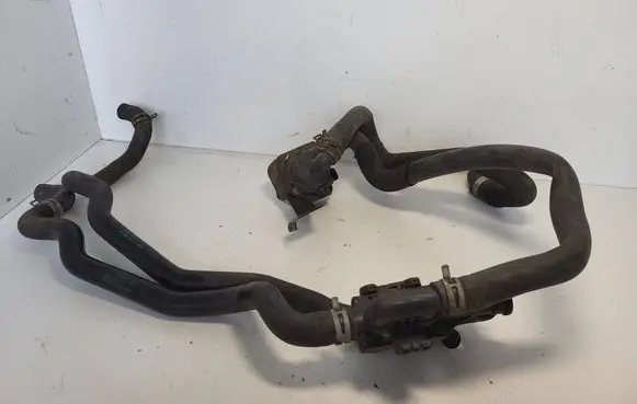 BMW X5 E53 Engine coolant pipe/hose 9119169