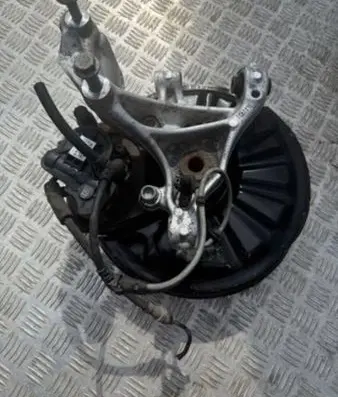 Volkswagen PASSAT B8 Rear wheel hub spindle/knuckle 3q0505435p