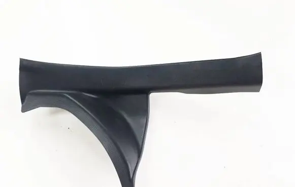 Suzuki SX4 S-Cross Foot area side trim 