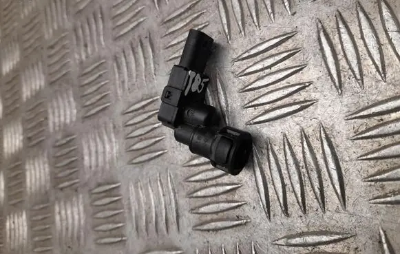 Volkswagen PASSAT B8 Fuel pressure regulator 5WA201733