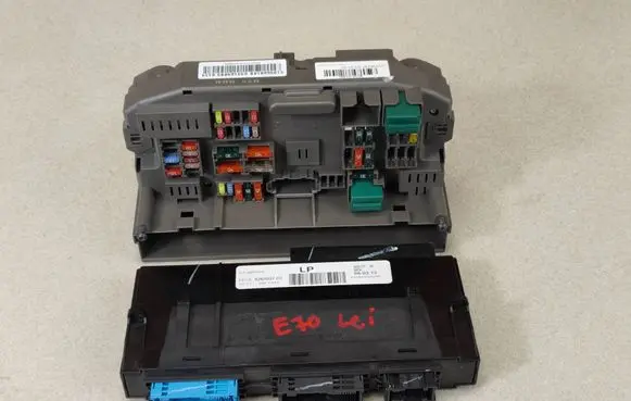 BMW X5 E70 Comfort/convenience module 9262037 6931690