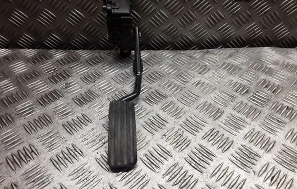 Jaguar XF Accelerator throttle pedal 8X239F832B