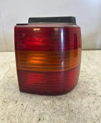 Volkswagen PASSAT B4 Rear/tail lights 3A9945112