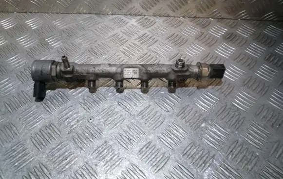 Volkswagen Scirocco Fuel main line pipe 04L089E 0010338
