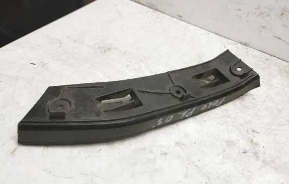 Volkswagen Polo Front bumper mounting bracket 6q0807184