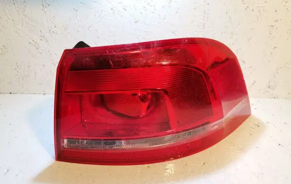 Volkswagen PASSAT B7 Rear/tail lights 3AF945096A
