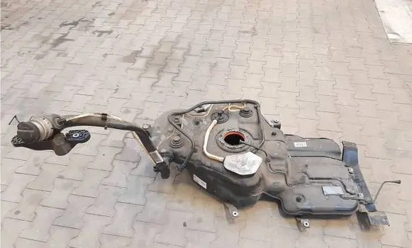 Porsche Macan (95B) Fuel tank 95B201021N
