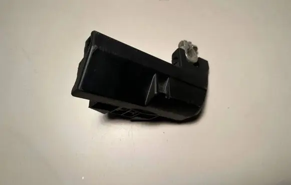 Volkswagen PASSAT CC Battery relay fuse 4F0915519 8J0915459