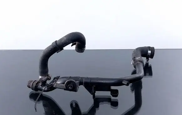 Audi A4 S4 B5 8D Engine coolant pipe/hose 028121065 028121065AC