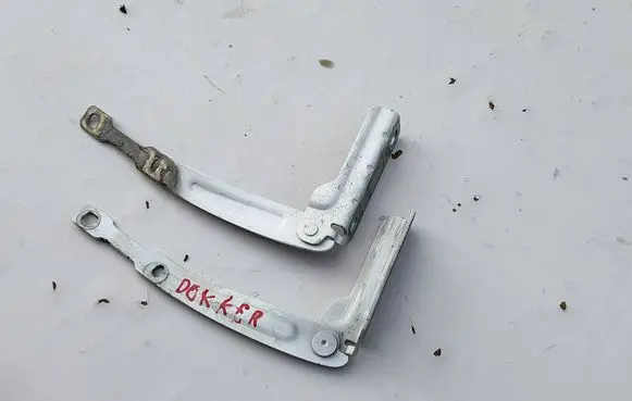 Dacia Dokker Engine bonnet/hood hinges 