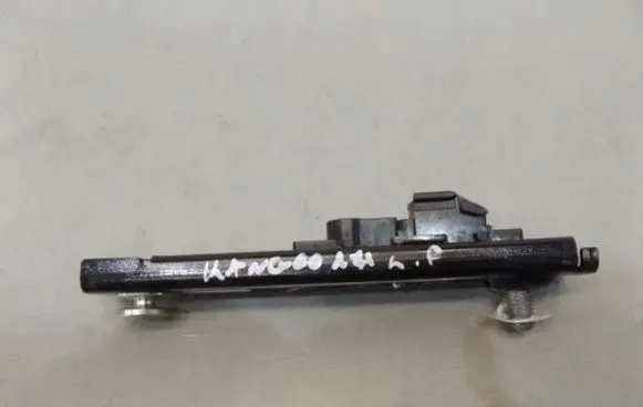 Renault Kangoo II Seat belt adjustment rail 