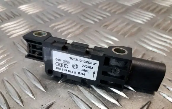 Audi A6 S6 C5 4B Airbag deployment crash/impact sensor 4B0959643E