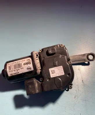 Opel Zafira C Wiper motor W000027365