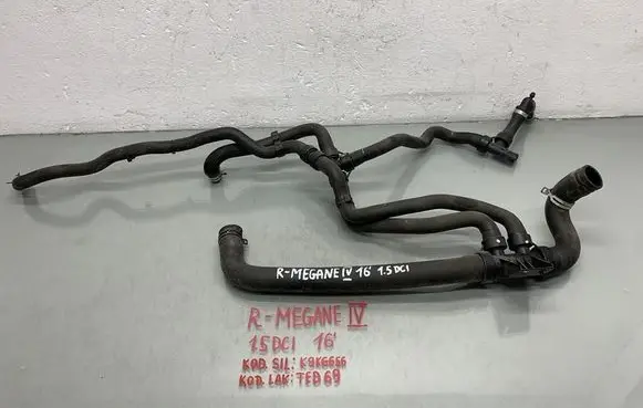 Renault Megane IV Engine coolant pipe/hose 215033860R