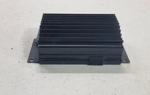Audi A8 S8 D2 4D Sound amplifier