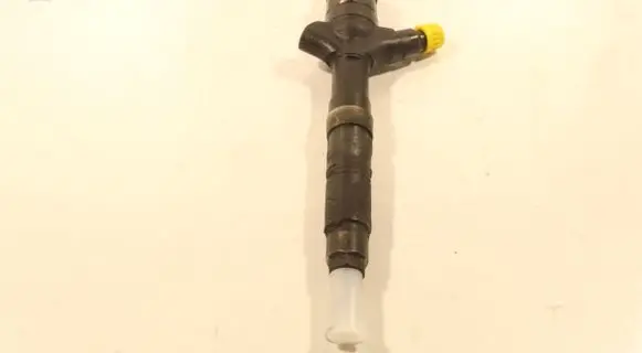 Toyota Avensis T250 Fuel injector