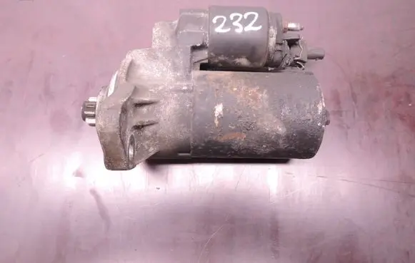 Volkswagen Golf IV Starter motor D232