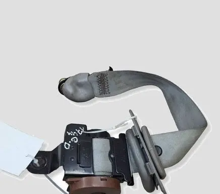 KIA Sorento Rear seatbelt 0432021 175084