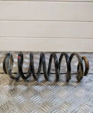 BMW 5 E39 Rear coil spring