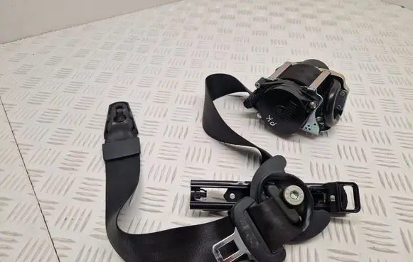 Audi A4 Allroad B9 Front seatbelt 010L0000 260418 635372600B