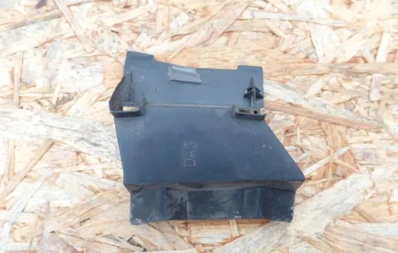 Renault Laguna II Other engine bay part 8200003190