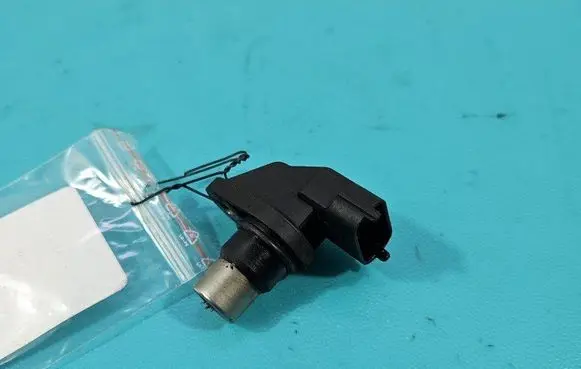 Volvo XC90 Camshaft position sensor 8631533 IMPRK1510394