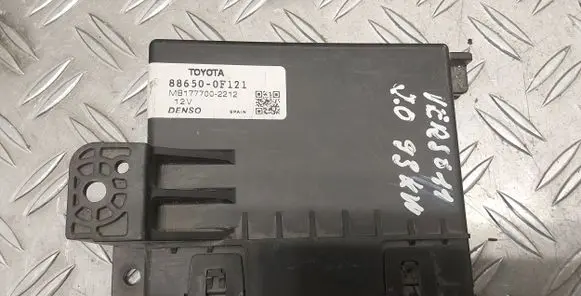 Toyota Verso Climate control unit 886500F121