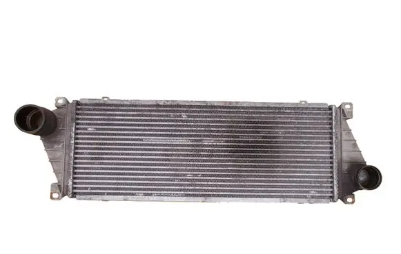 Mercedes-Benz Sprinter W901 W902 W903 W904 Intercooler radiator A9015010701