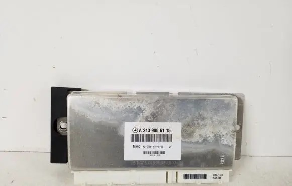 Mercedes-Benz E W213 Air suspension control unit module (rear) A2139006115