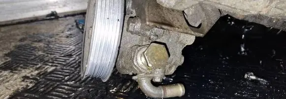 Volkswagen Bora Power steering pump