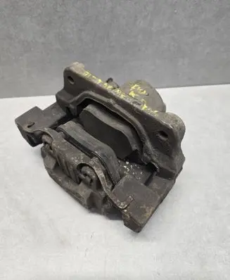 BMW 5 F10 F11 Front brake caliper 6024330
