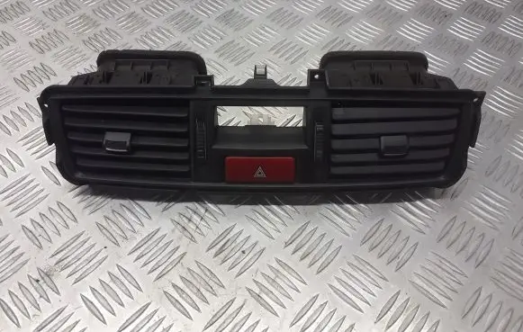 Mitsubishi Lancer Dashboard side air vent grill/cover trim SPC00792