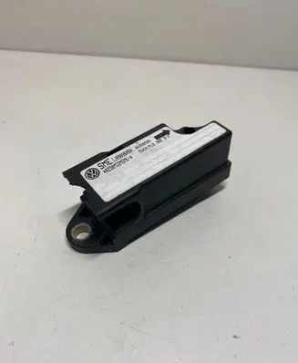 Volkswagen PASSAT B5 Airbag deployment crash/impact sensor 1J0909606N 5WK41910 46990505