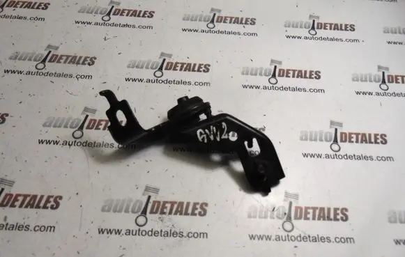 Toyota Avensis Verso Radiator mount bracket
